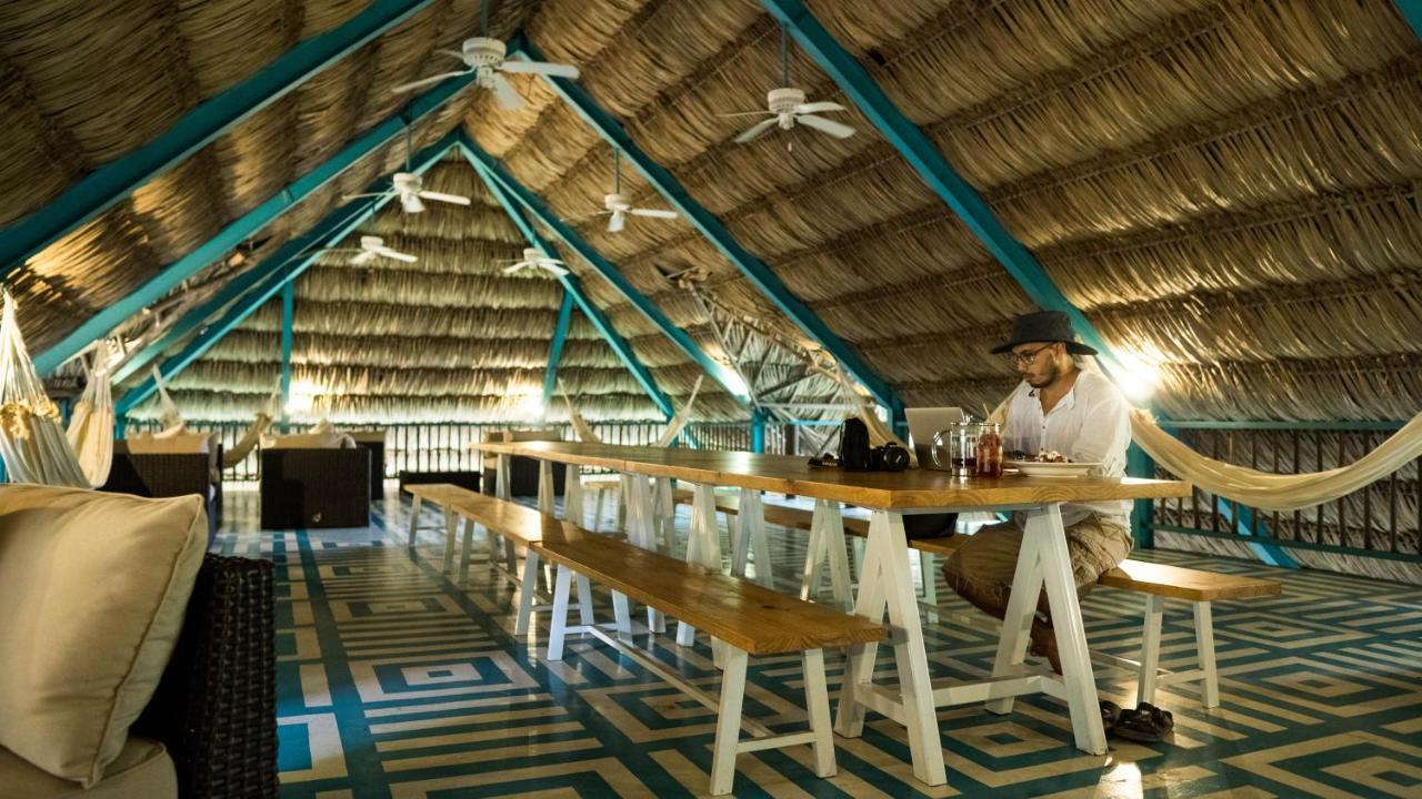 Hotel Jungle Lodge Тикаль Экстерьер фото