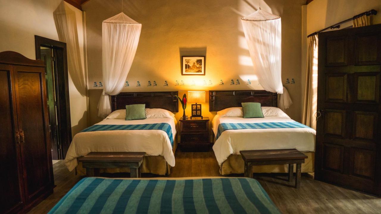 Hotel Jungle Lodge Тикаль Экстерьер фото