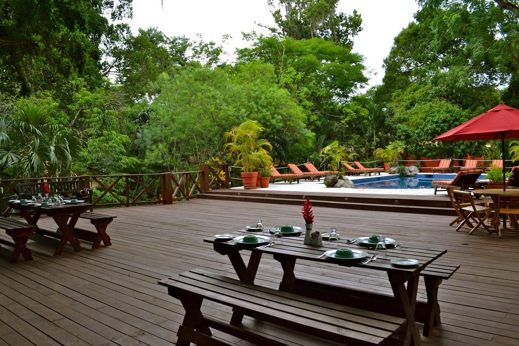 Hotel Jungle Lodge Тикаль Экстерьер фото