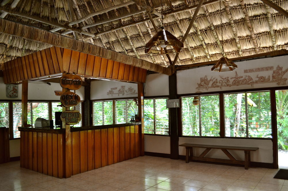 Hotel Jungle Lodge Тикаль Экстерьер фото