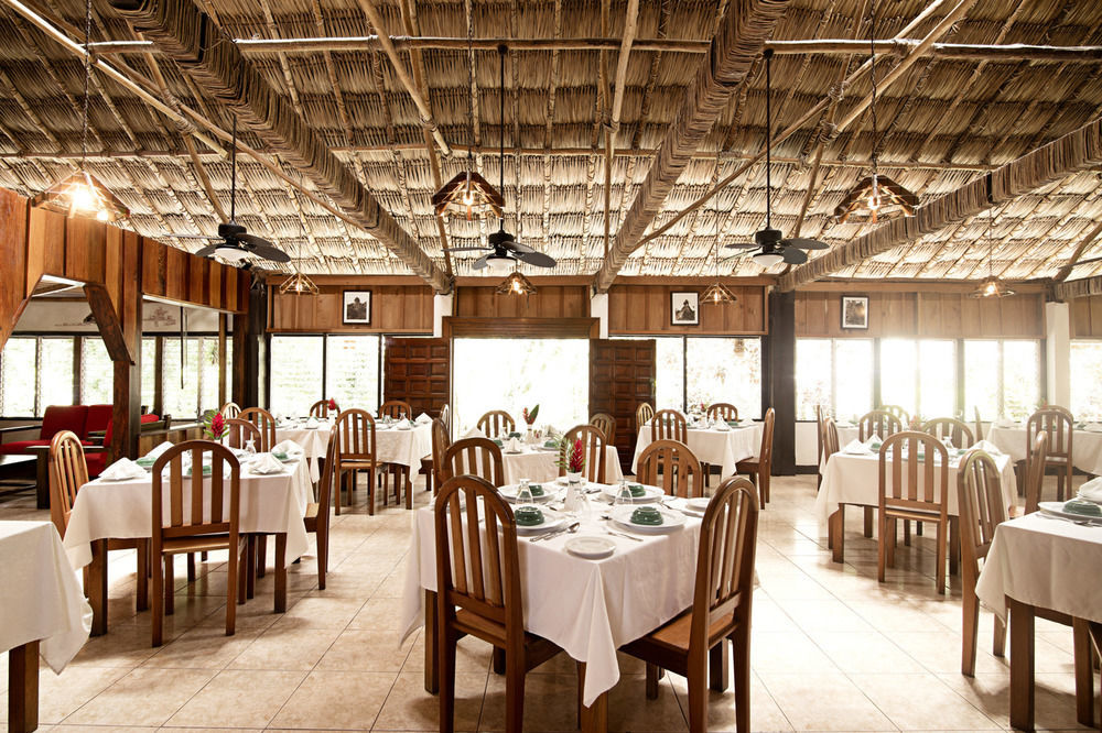 Hotel Jungle Lodge Тикаль Экстерьер фото