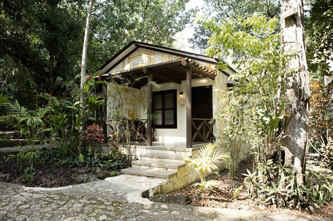 Hotel Jungle Lodge Тикаль Экстерьер фото