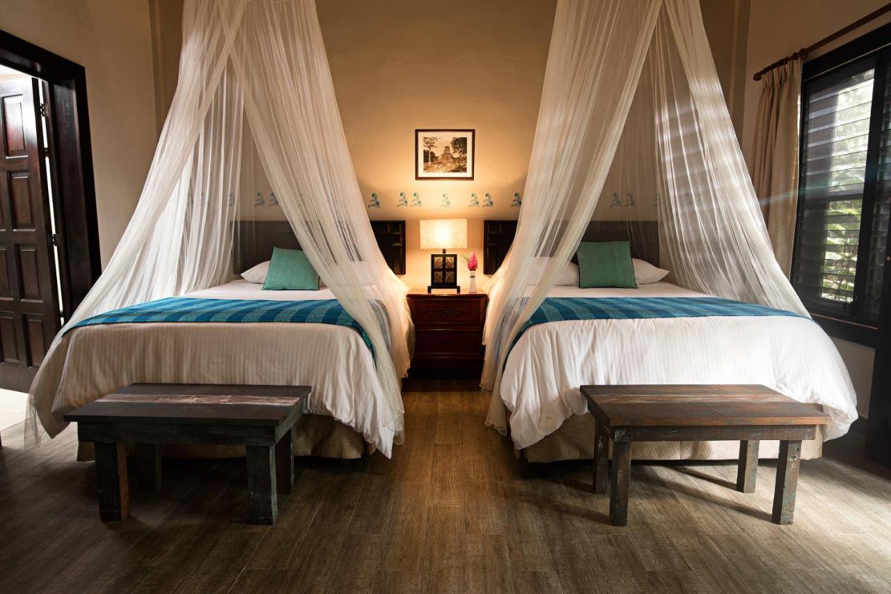 Hotel Jungle Lodge Тикаль Экстерьер фото